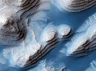 Фото зонда  Mars Reconnaissance Orbiter. 
