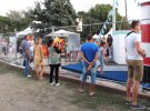 На День міста окупанти влаштували жителям міста Керч свято за високою металевою огорожею