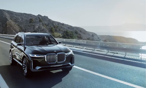 Шестимісний BMW - X7 iPerformance