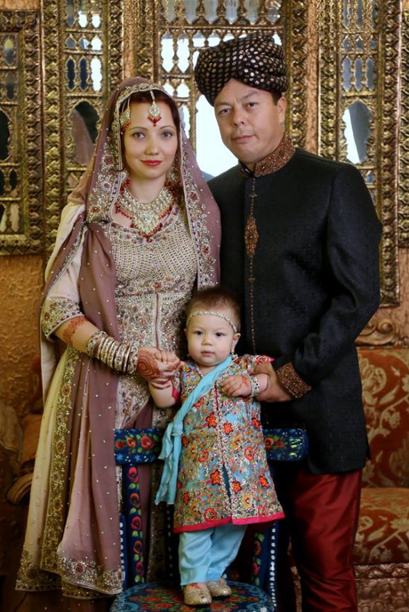 Вінничанка Олена з чоловіком та донькою