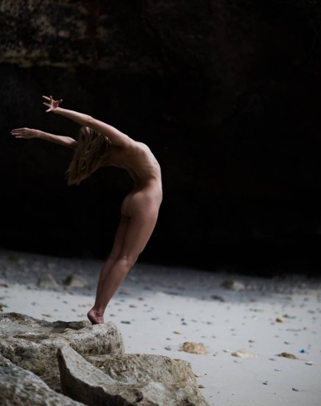 Nude Yoga Girl