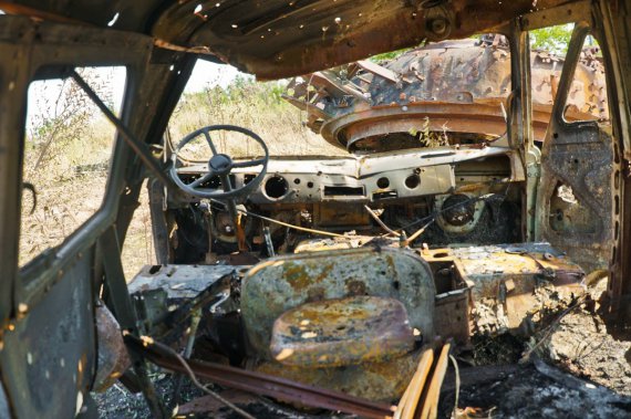 Волонтеры побывали в Авдеевке и Широкино. На фото - городские пейзажи и быт защитников Авдеевки