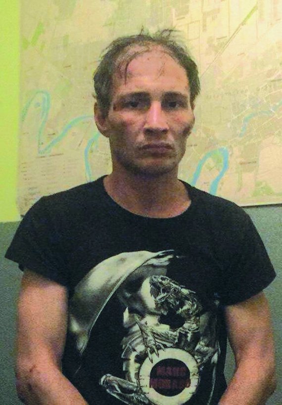 Дмитра Бакшеєва і його дружину Наталію звинувачують у канібалізмі. Чоловік убивав жертв протягом 17 років