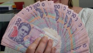 На одне місце при працевлаштуванні претендують в середньому чотири людини. Фото: rian.com.ua