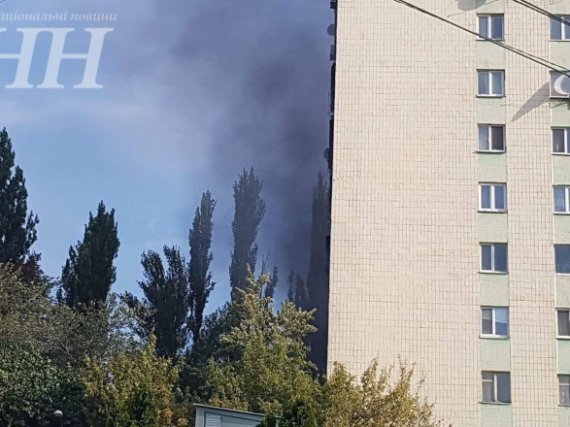 В Киеве во время пожара эвакуировали 10 человек