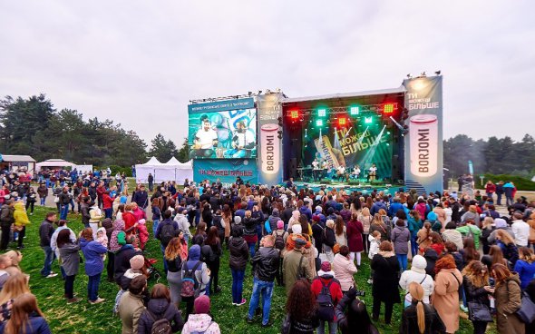 Большое грузинское праздник с "Боржоми" в Киеве состоялось уже в третий раз. За это время фестиваль стал самым ожидаемым событием осени.