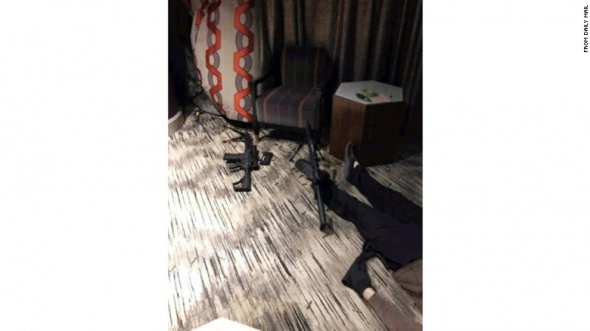 В номері стрілка з Лас-Вегаса знайдено 23 одиниці зброї
