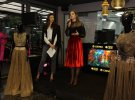 Українських красунь провели на закордонні фінали конкурсів карси