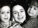 Анна Политковская с сыном и дочкой