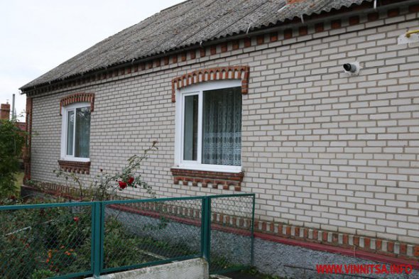 Супругам Ковальчуков из села Павловка Калиновского района, в которых сгорел дом, приобрели новый дом