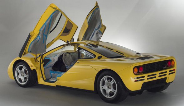 McLaren F1 начали выпускать в 1993 году