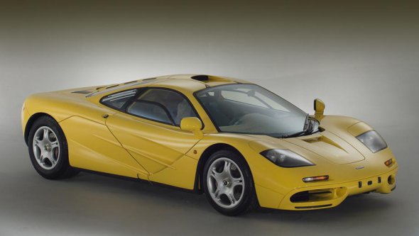 McLaren F1 почали випускати у 1993 році