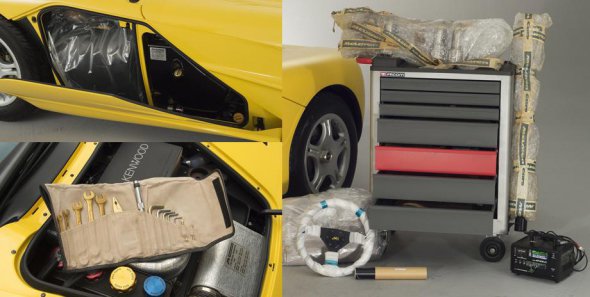 У комплекті до автомобіля пропонують оригінальний багажний набір, інструкцію користувача в шкіряній обкладинці, футляр з позолоченими титановими інструментами