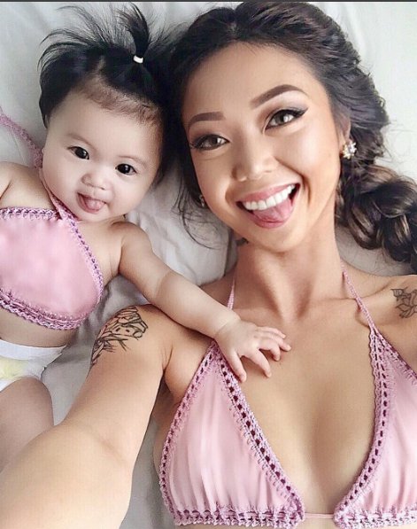 Самые стильные Instagram: Мишель с дочкой