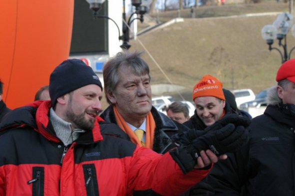 Роман Безсмертный на президентских выборах 2004-го руководил центральным штабом кандидата Виктора Ющенко