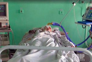 17-річну Олену Жураховську побили знайомі у присутності її рідних