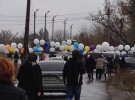 Активісти запустили на повітряних кулях гіганський прапор України в сторону окупованих територій ДНР