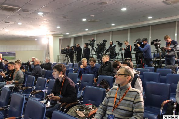 Пресс-конференция Паулу Фонсеки перед матчем "Шахтер" - "Фейеноорд"
