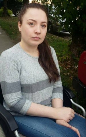 Ірина Коваль 12 років прикута до інвалідного крісла