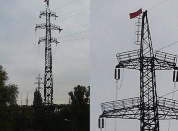 В Дніпрі вивісили прапор на одну з електроопор