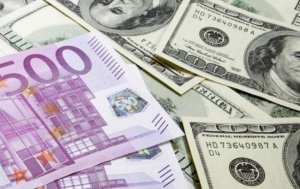 Курс доллара и евро продолжает дешеветь. Фото: www.rbc.ua