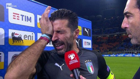 Буффон не стримав сліз, коли повідомив про відхід зі збірної Італії