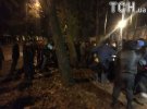 В Киеве посреди сквера произошла драка между местными жителями и титушками