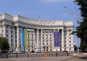 Сьогодні до Міністерства закордонних справ України було терміново викликано посла Республіки Польща в Україні Яна Пєкло