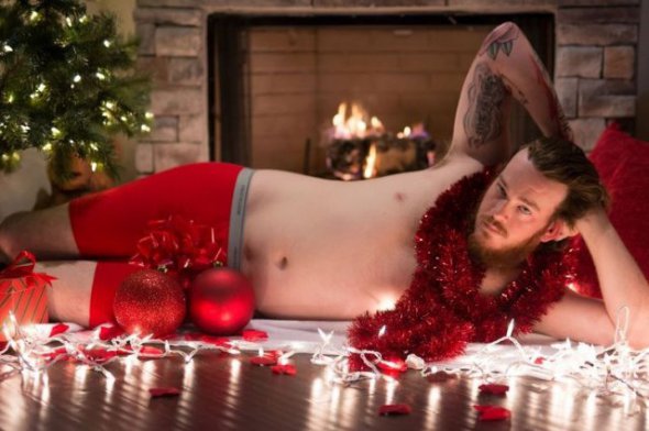 Райан Томпсон у "пікантному" календарі: грудень