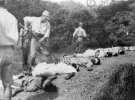Японские солдаты тренируются стрелять на военнопленных