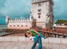 Влюбленные делают романтические фото во время путешествий в разные страны мира, Португалия.