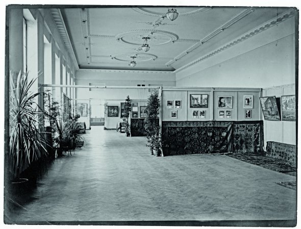 Виставка викладачів Української академії мистецтва у будинку Центральної Ради в Києві, грудень 1917 року
