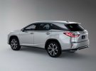 Lexus показал удлинённый кроссовер RX L