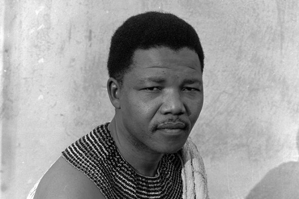 Нелсон Мандела. Молоді роки