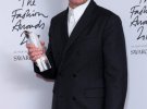 Кришталеву статуетку в номінації "Дизайнер року" отримав Раф Сімонс. 