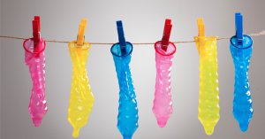 Показали, як виготовляють презервативи в Дніпрі. Фото: tinzwei.com