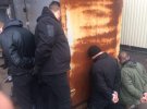 В Николаеве вооруженные мужчины пытались захватить рынок "Колос"