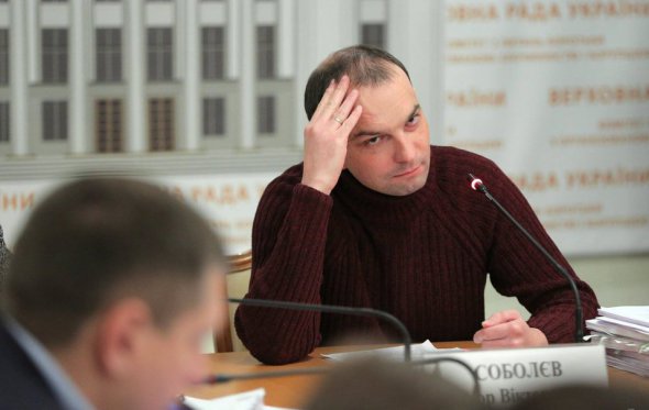 Верховная Рада 256 голосами уволила Егора Соболева с должности главы антикоррупционного комитета
