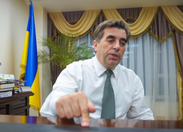 Заместитель генерального прокурора Юрий Столярчук: "В Украине есть только один документ, удостоверяющий право на землю"