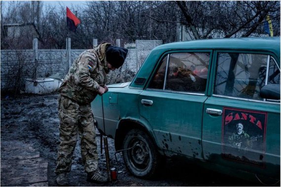 Боец в Авдеевке