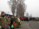 В Миргороді на Полтавщині поховали бійця Олександра Зубченка. Загинув від кулі снайпера