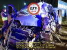Маршрутний автобус врізався в мікроавтобус Opel.