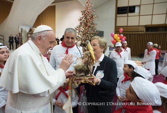"Збережіть у них радість":Папа Франциск відсвяткував День Народження з хворими дітьми