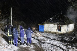  В Черкасской области сгорело 4 детей, пока мать отдыхала у друзей