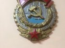 Коммунистические символы СССР в училище №6 в Харькове