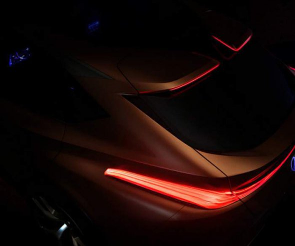 Японский премиальный бренд опубликовал второй тизер предстоящего концепта Lexus LF-1 Limitless
