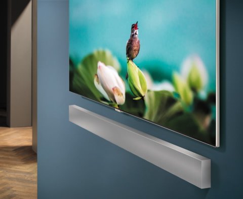  Samsung NW700 Soundbar Sound+ предусматривает возможность установки прямо на стене.