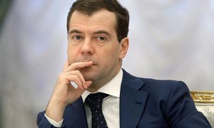 Медведєв заявив, що відчуває "особливу гордість за те, що мешканці Криму вперше візьмуть участь у виборах президента РФ"