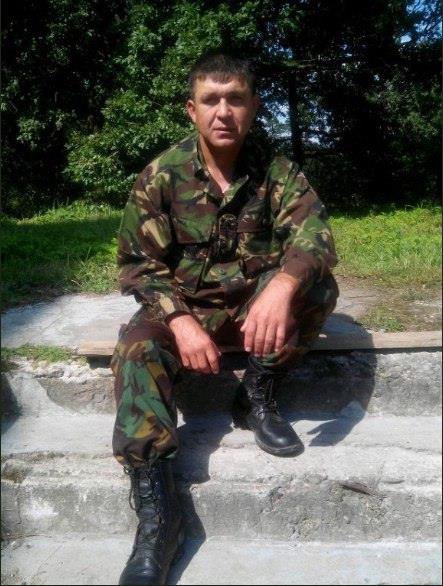 Петро Михайлюк був прапорщиком 80-ї окремої десантно-штурмової бригади.