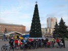 В центре Полтавы провели новогодний велопробег